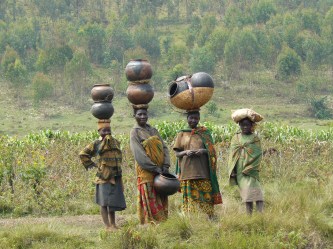 Batwa_women_in_Burundi